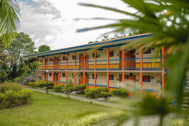 Hotel Campestre Tacurrumbi in Circasia