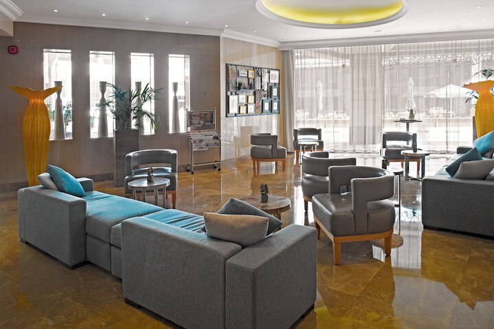 Guest Lobby