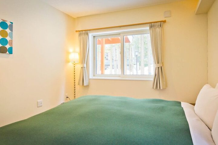 Room 4 of 55