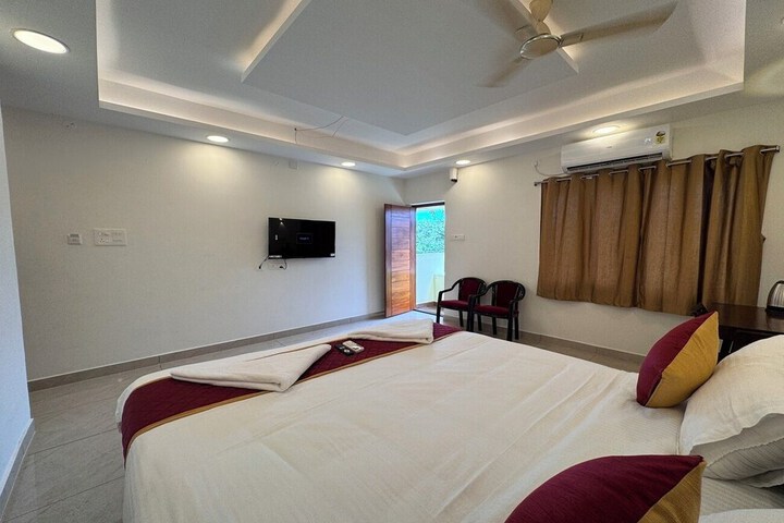 Room 6 of 39