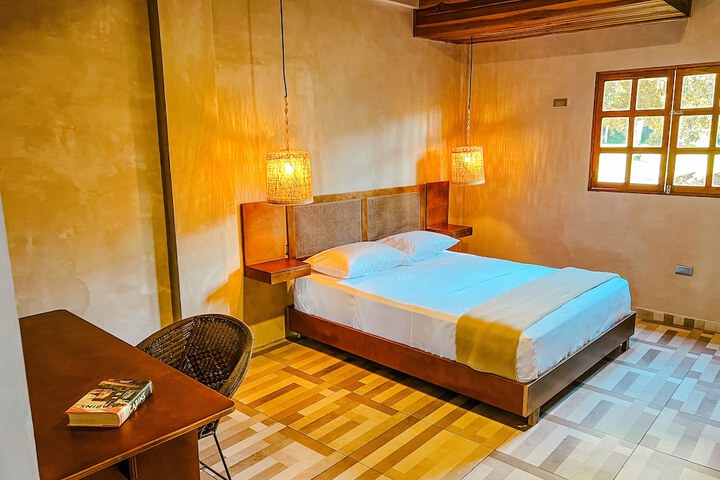 Room 10 of 54