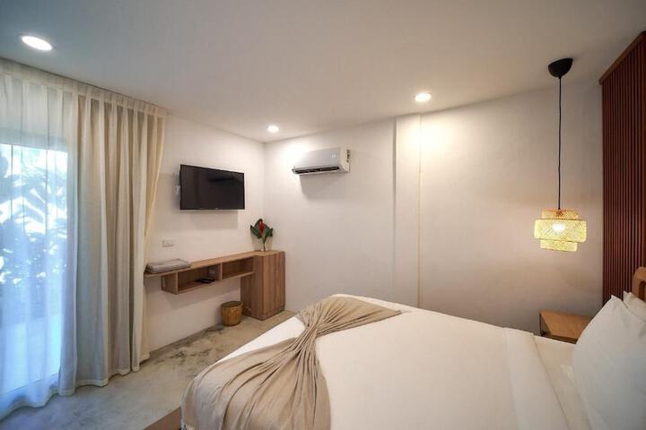 Room 8 of 57