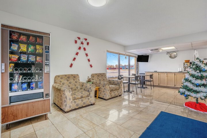 Guest Lobby