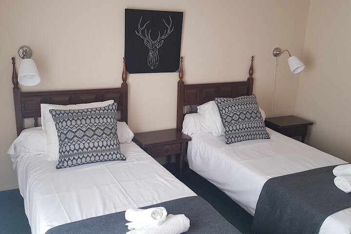 Room 9 of 50