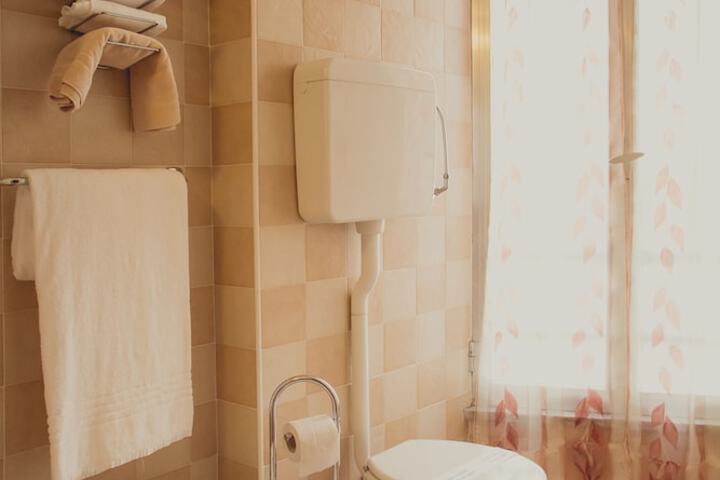 Room 42 of 55