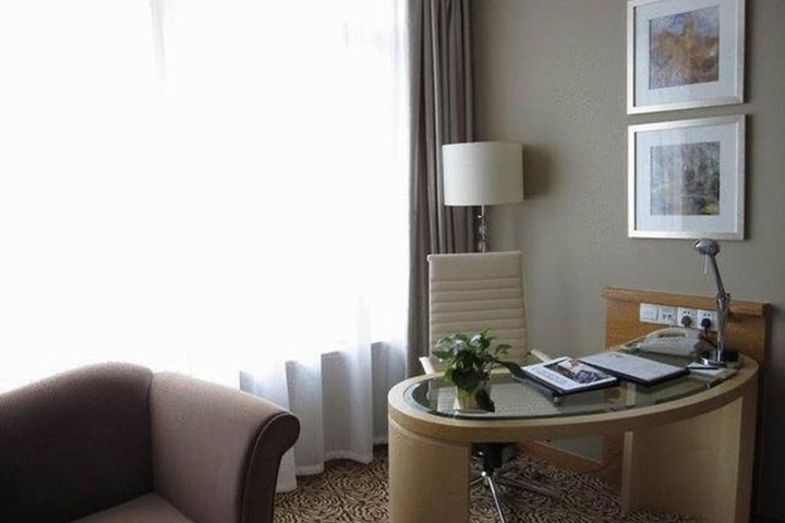 Room 22 of 53