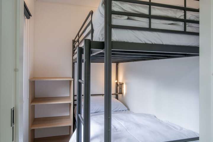 Room 3 of 28