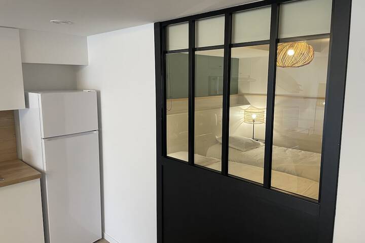Room 6 of 39