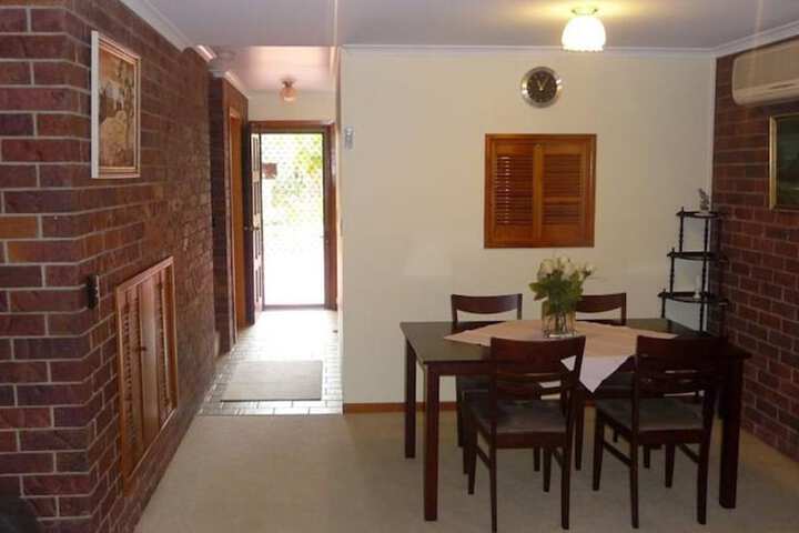 Room 9 of 35