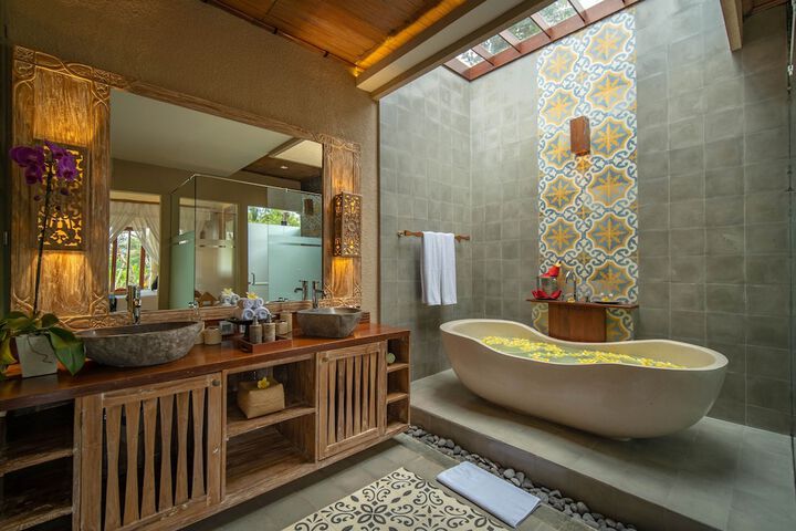 Bath Interior