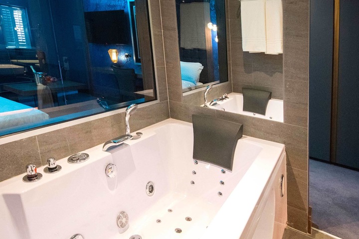 Bathroom Interior Photo