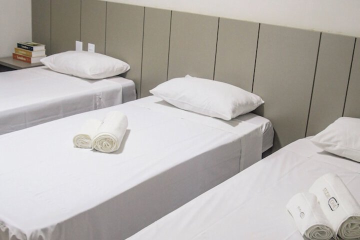 Room 9 of 36