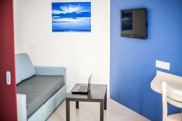 Room 37 of 92