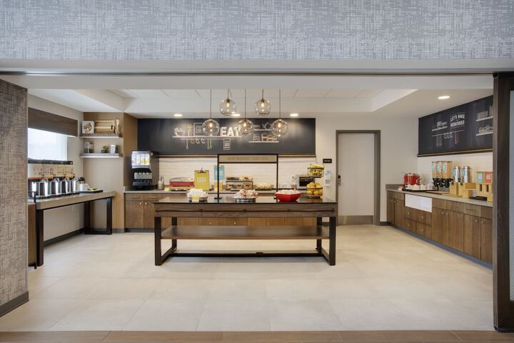 Breakfast area