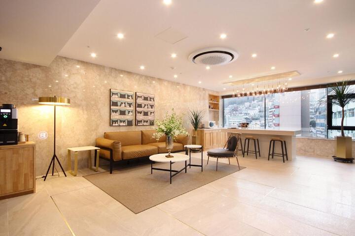 Busan Songdo Beach Brown Dot Hotel