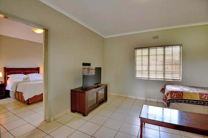 Room 55 of 136