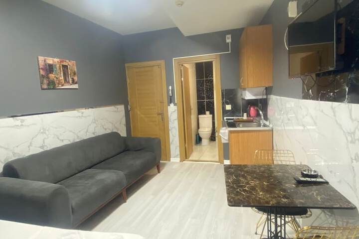 Room 17 of 45