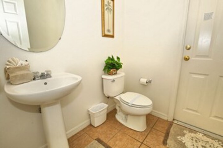 Room 3 of 46