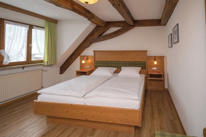 Room 3 of 24