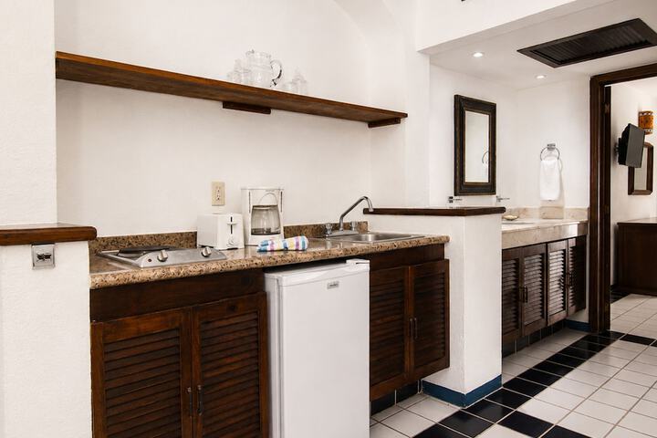 Private kitchenette