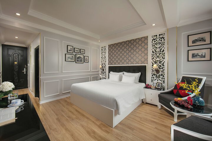 Room 18 of 50