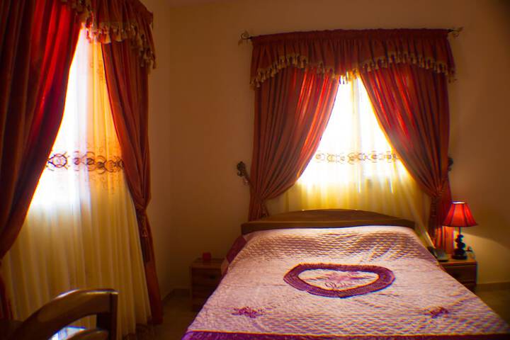 Room 8 of 66