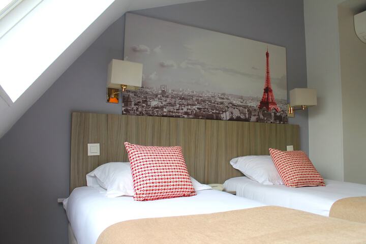 Room 28 of 75