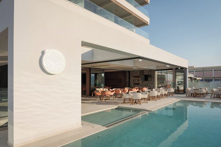 Pool 53 of 79