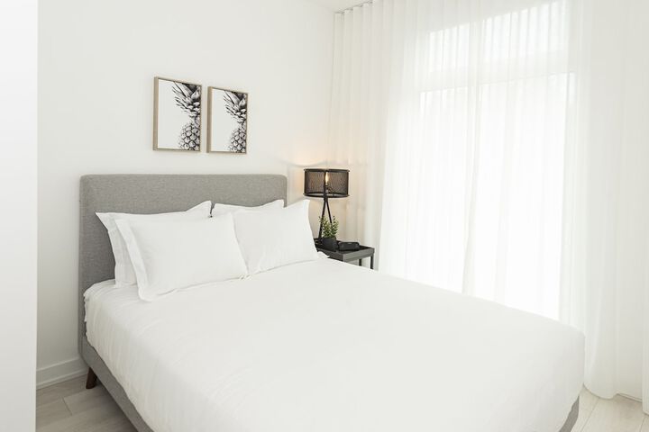 Room 25 of 141