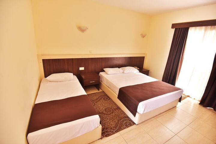 Room 14 of 53
