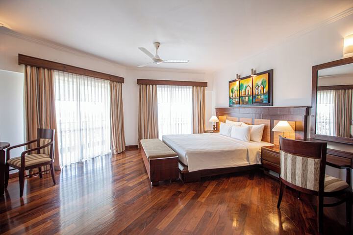 Room 6 of 46