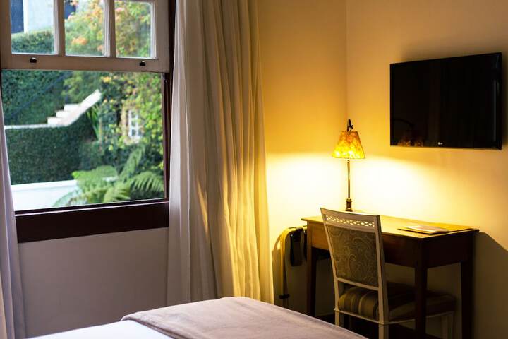 Room 43 of 96