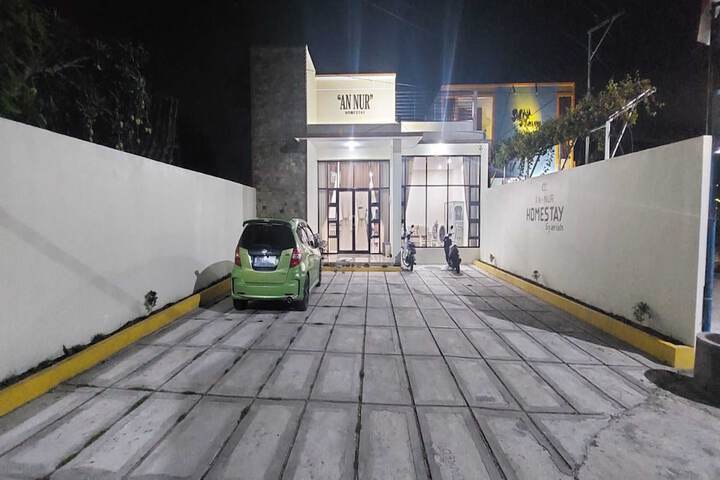 Capital O 93489 An Nur Homestay Syariah