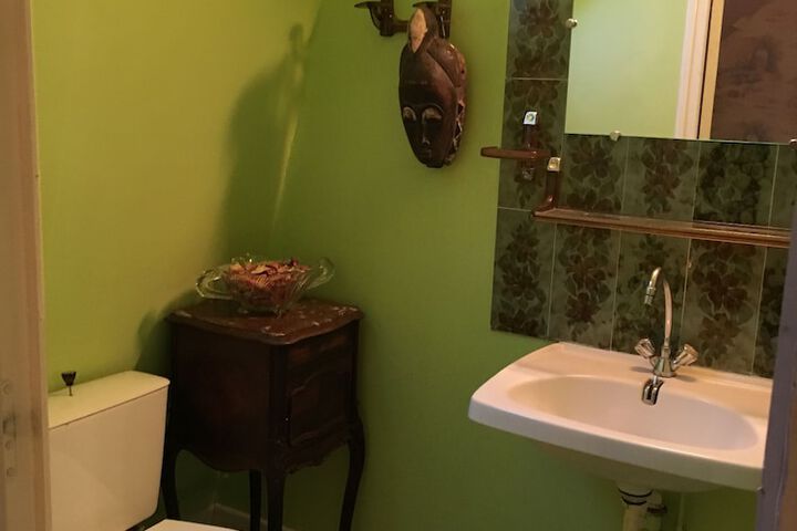 Room 34 of 59