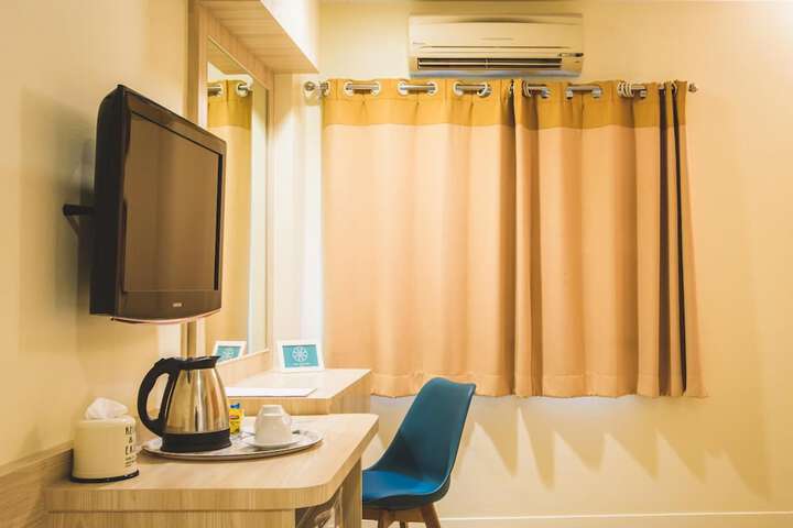 Room 10 of 39