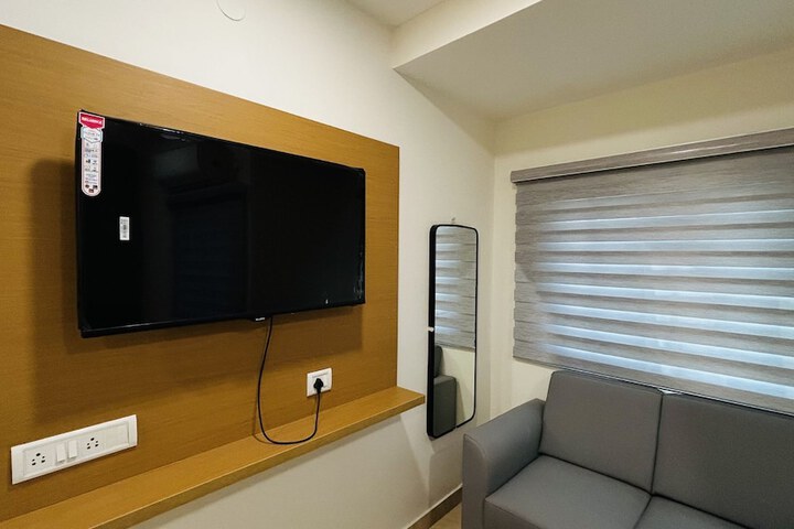 Room 17 of 31