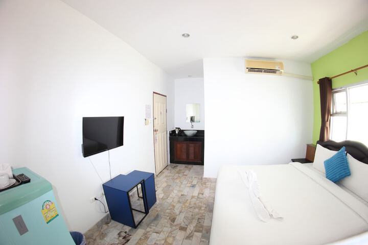 Room 8 of 58