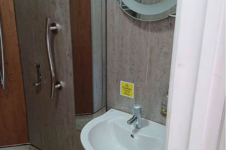 Room 60 of 73