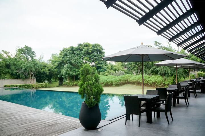Pool 62 of 119