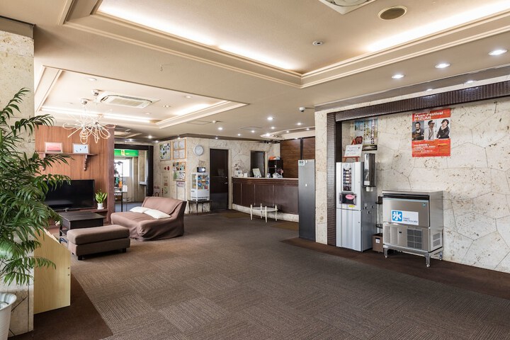 Hotel Lobby