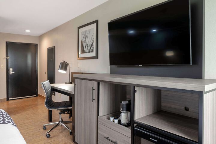 Room 25 of 45