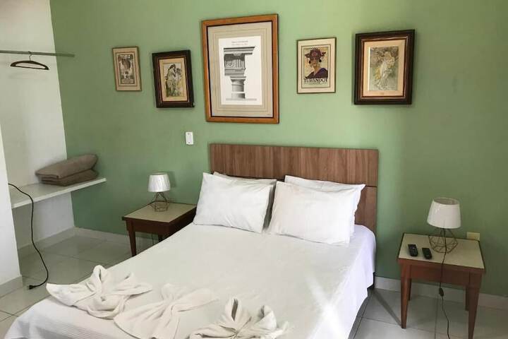 Room 28 of 62