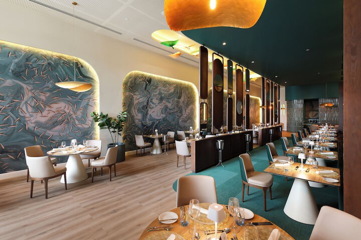 Dining 144 of 223