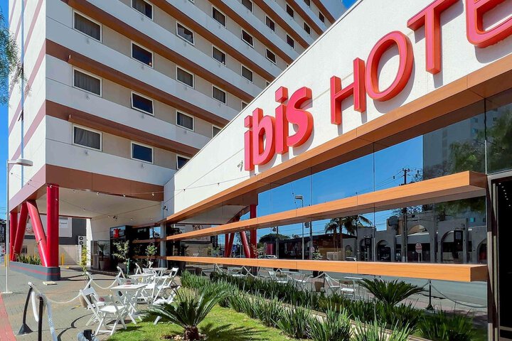 Hotel 98 of 105