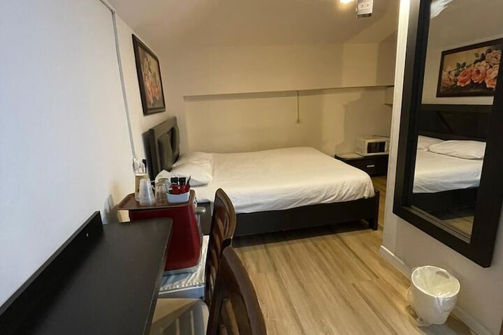 Room 22 of 78