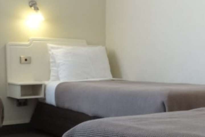 Room 15 of 35