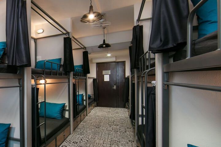 Room 21 of 54