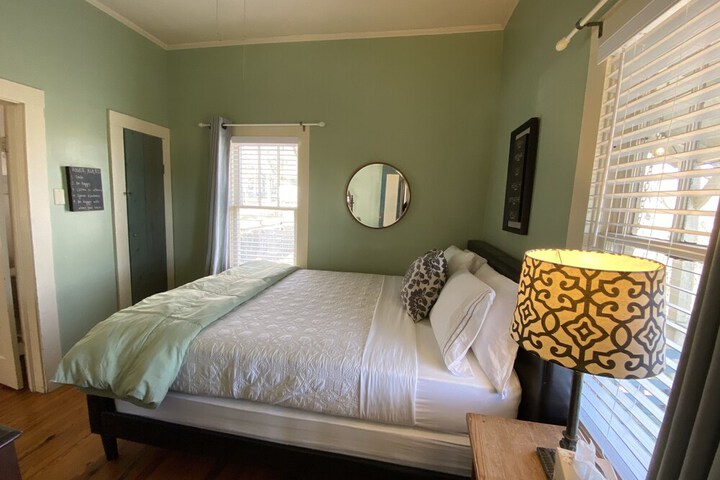 Room 13 of 135