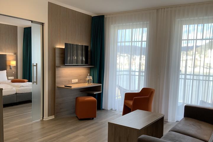 Room 9 of 47