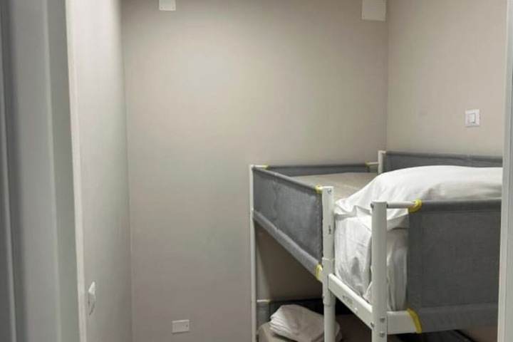 Room 11 of 60